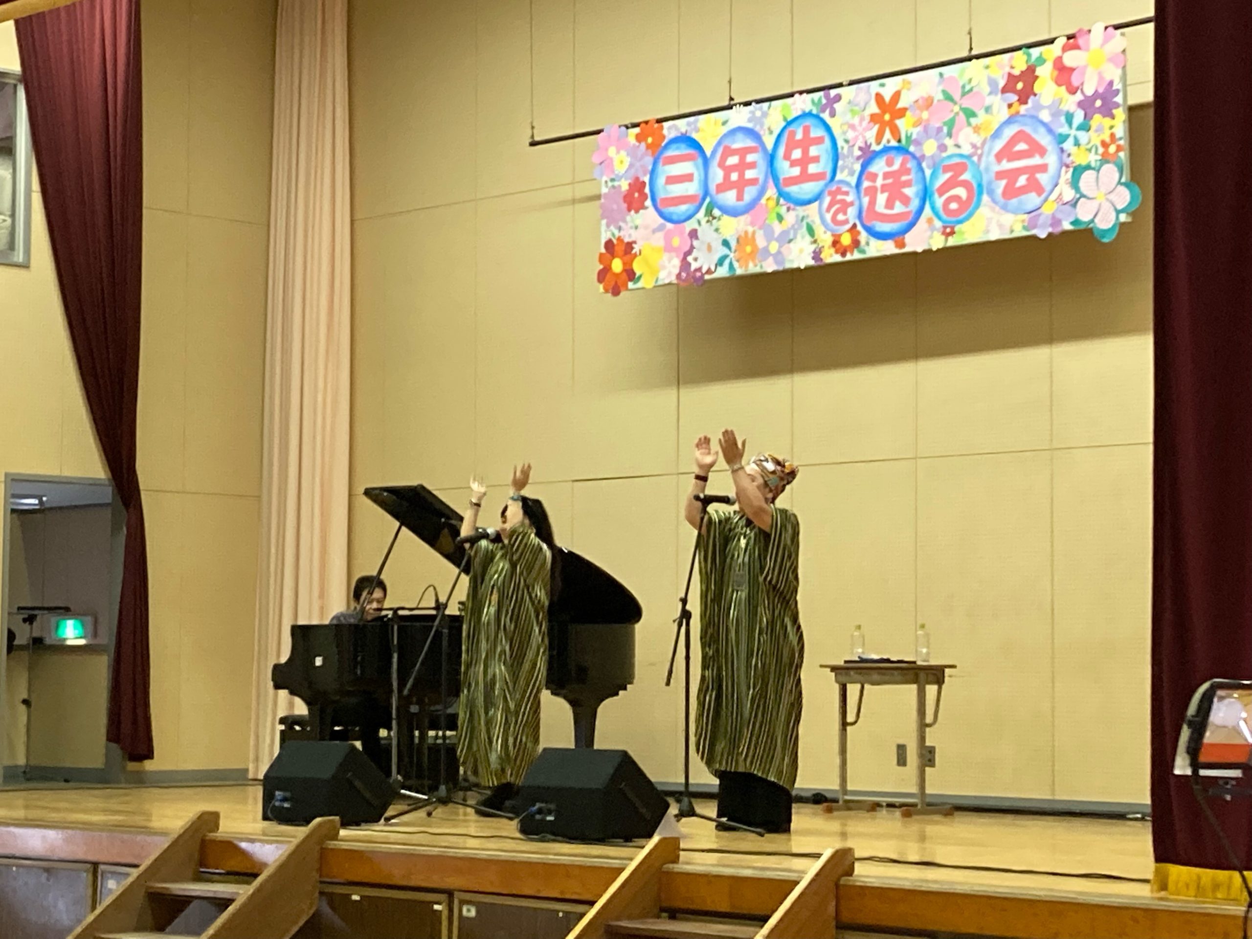 HAL＆PANDA（ゴスペル）千葉幕張市立・中学校「3年生を送る会」公演